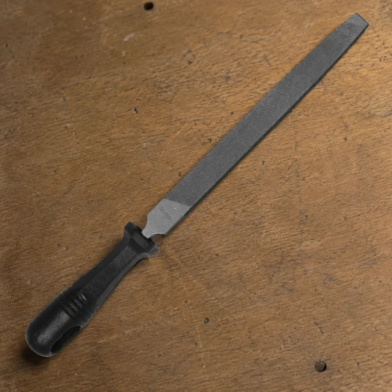 Lima Triangular Regular Con Mango, 8" Imacasa — vista 3