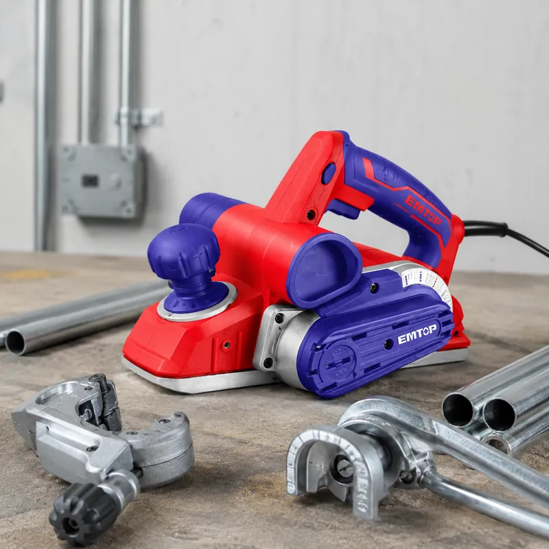 Cepillo Electrico 1050w 3-1/4"x1/8" Emtop — vista 3