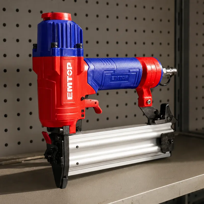 Clavadora Ga18 (75-100psi) Emtop — vista 3