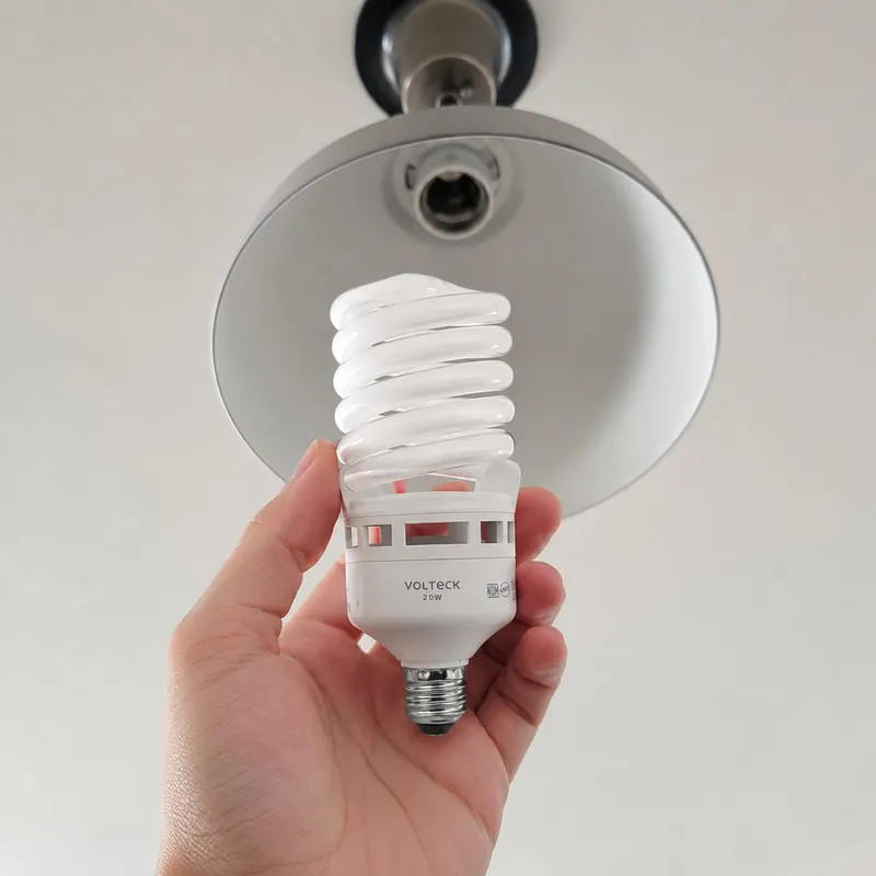 Bombillo B/ Consumo 20w Esp — vista 3
