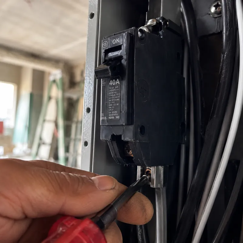 Breakers T/General 50 A Grueso — vista 3
